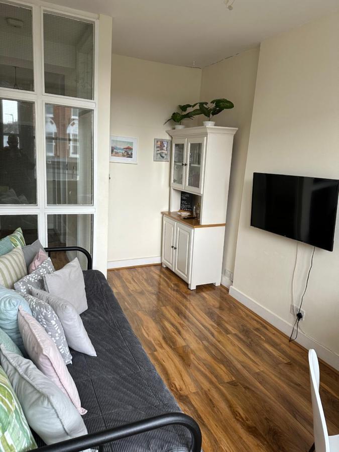 Apartment Lavender Hill Лондон Екстер'єр фото